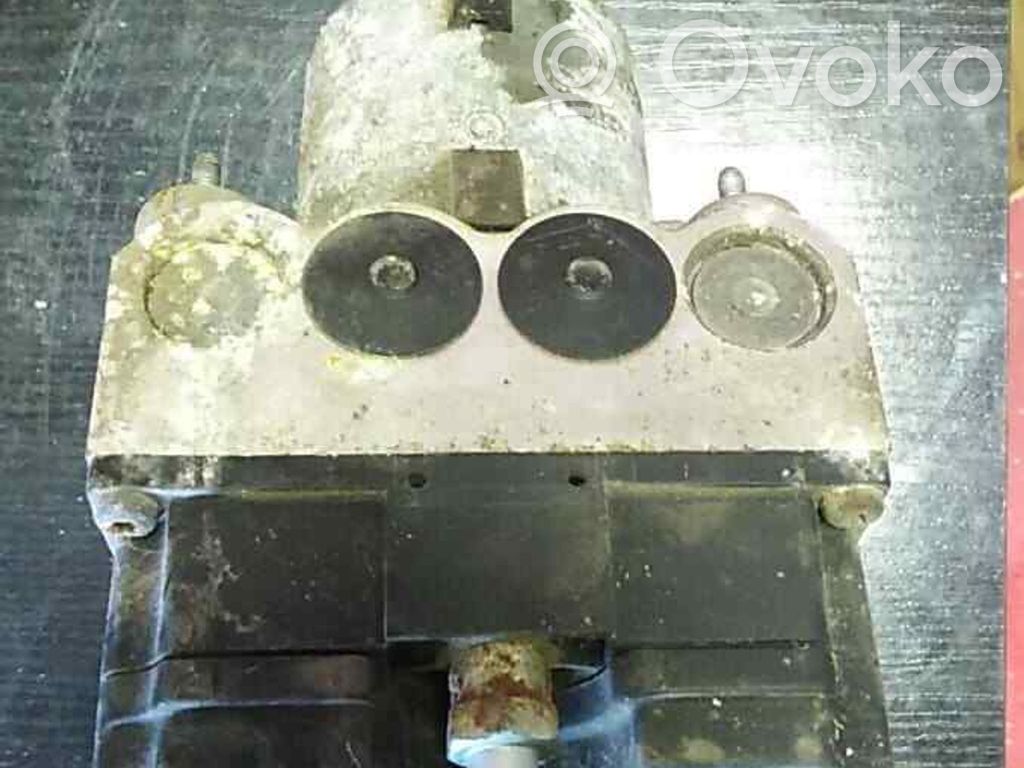 Audi A4 S4 B5 8D ABS bloks 