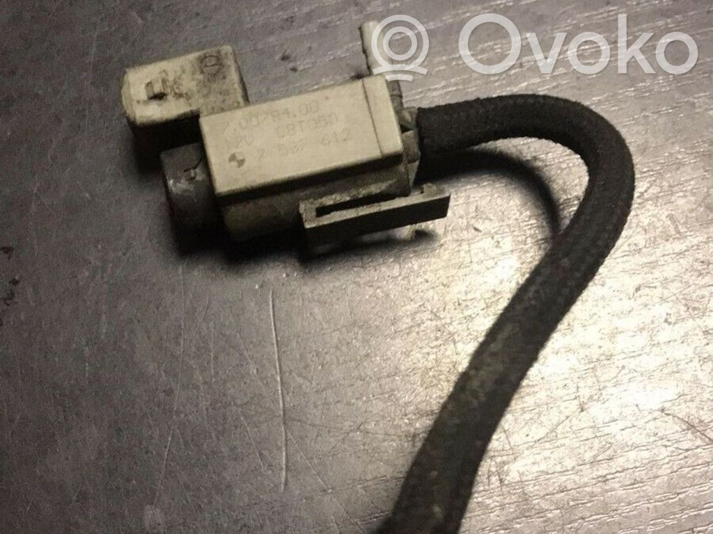 Vacuum valve   7537612