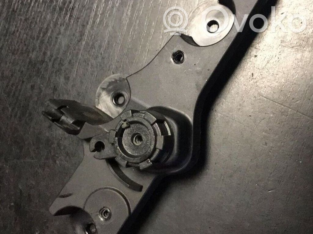 BMW 3 E90 E91 Engine bonnet (hood) release handle 