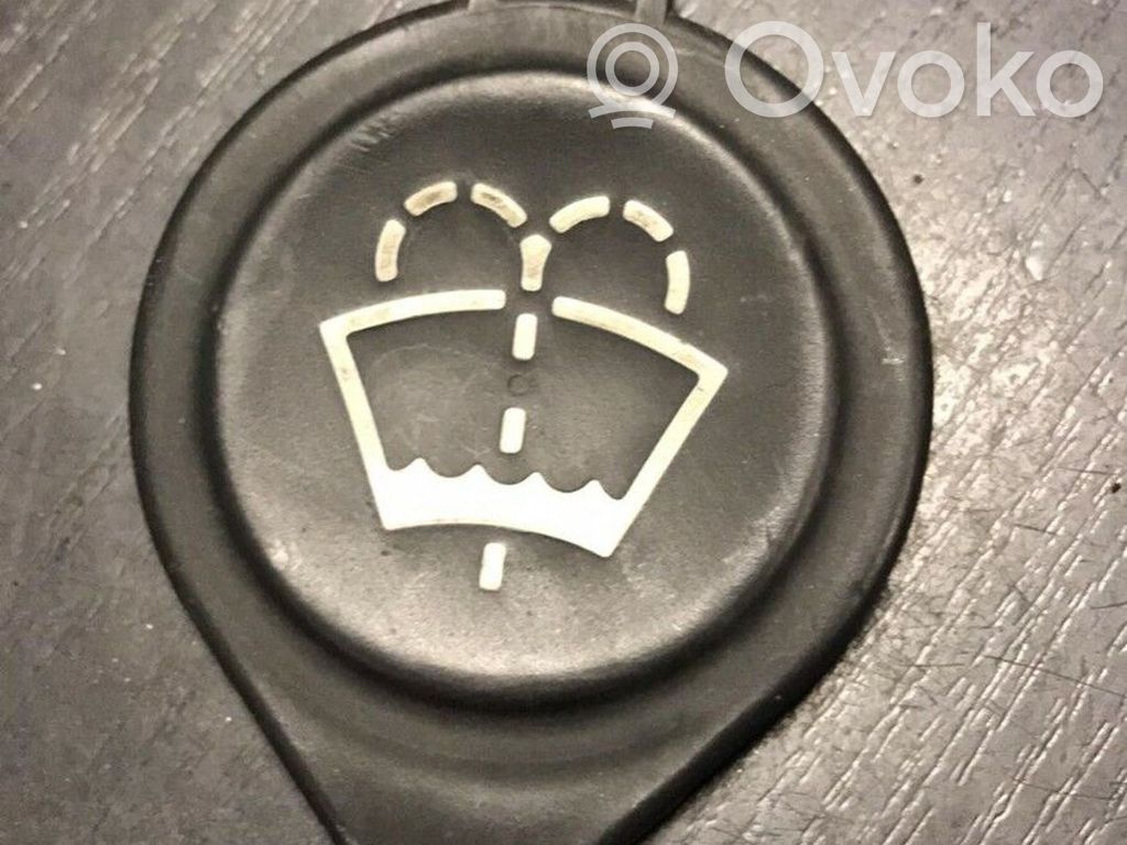BMW 5 E60 E61 Langų skysčio bakelio užpylimo vamzdelis 