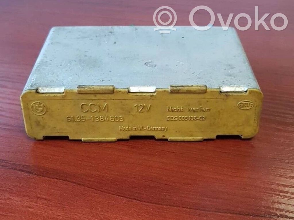 BMW 5 E34 Komforto modulis 