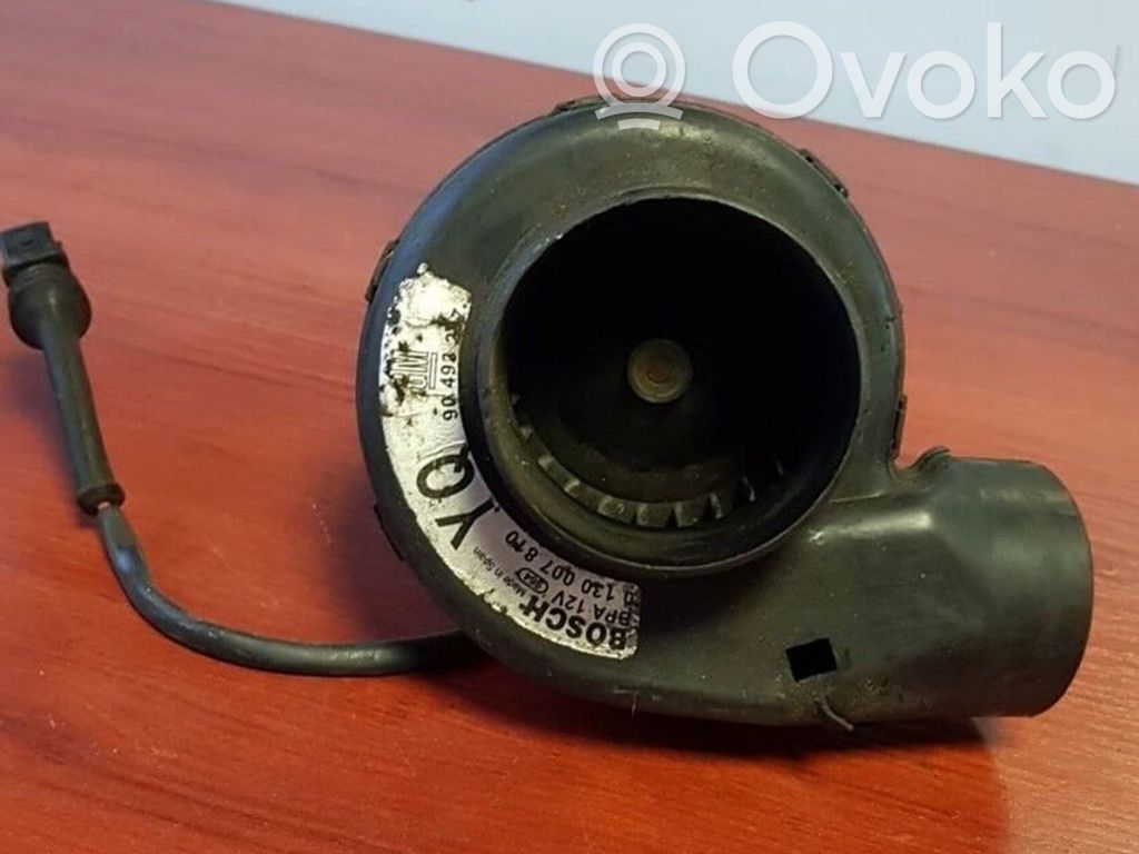 Opel Omega B1 Toissijainen ilmapumppu 