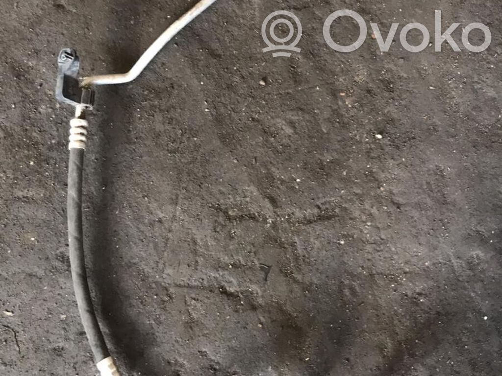 BMW 1 E81 E87 Air conditioning (A/C) pipe/hose 