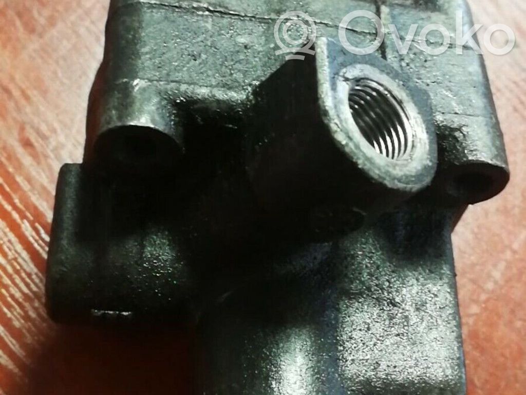 BMW 3 E30 Power steering pump mounting bracket 