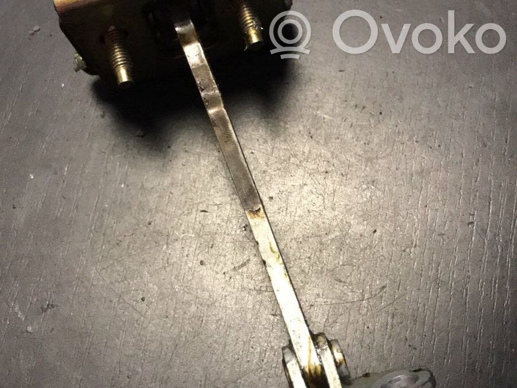 Citroen C5 Etuoven pidätin 
