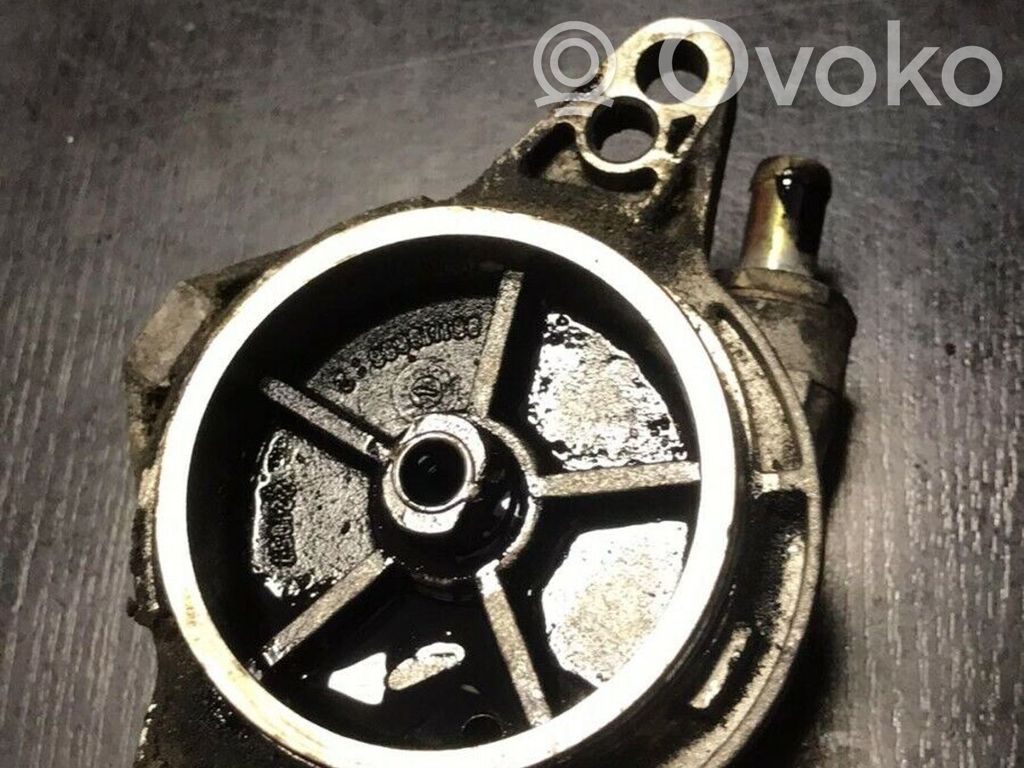 BMW 3 E46 Vacuum pump 