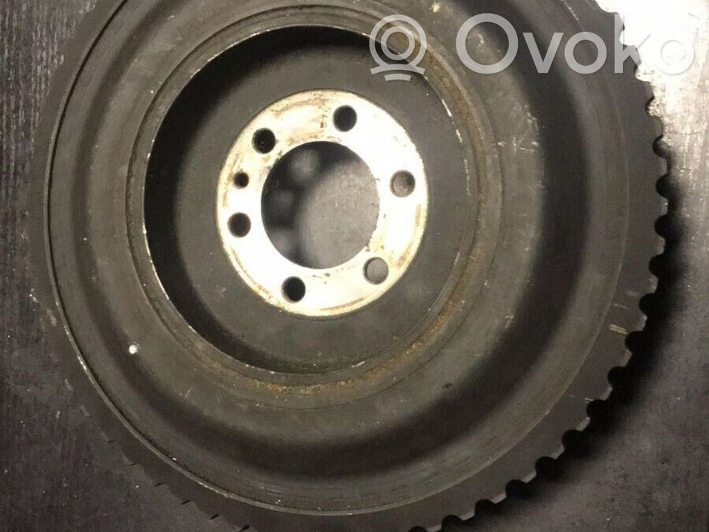 BMW 5 E39 Kampiakselin vauhtipyörä 
