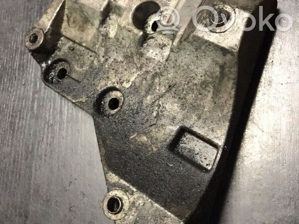 BMW 5 E39 A/C compressor mount bracket 