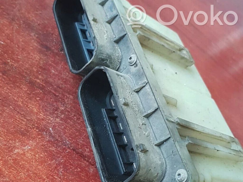 Opel Astra G Coolant fan relay 