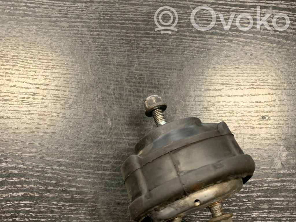 BMW 3 E46 Engine mount bracket 