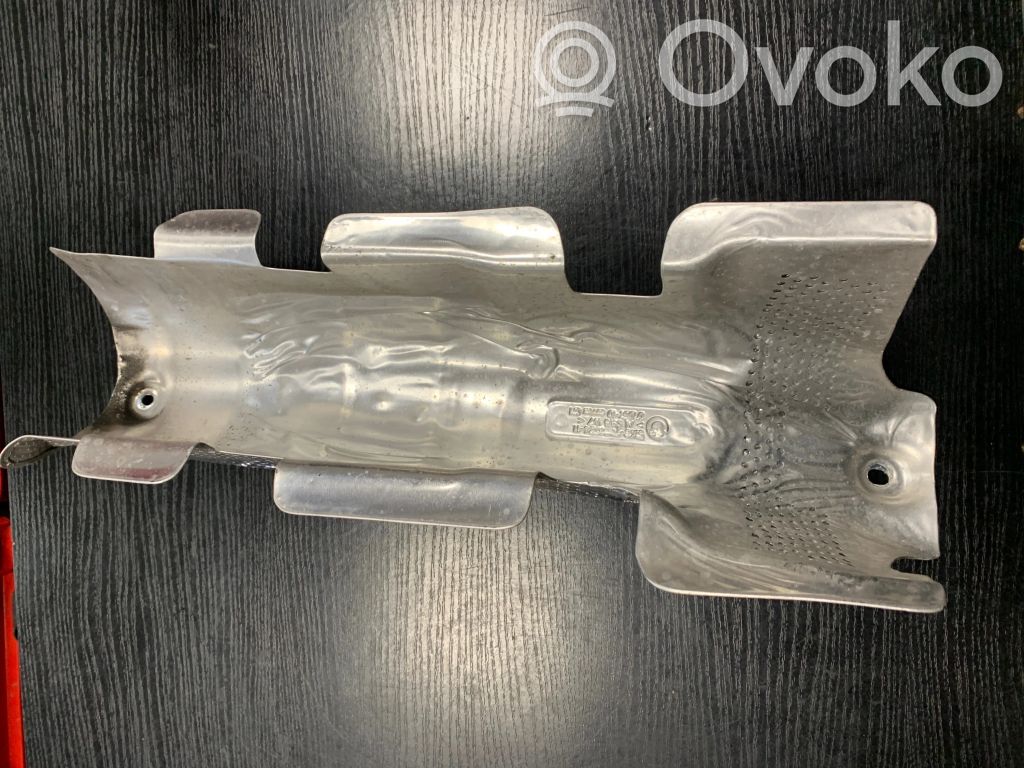 BMW 5 E60 E61 Protección térmica del escape 
