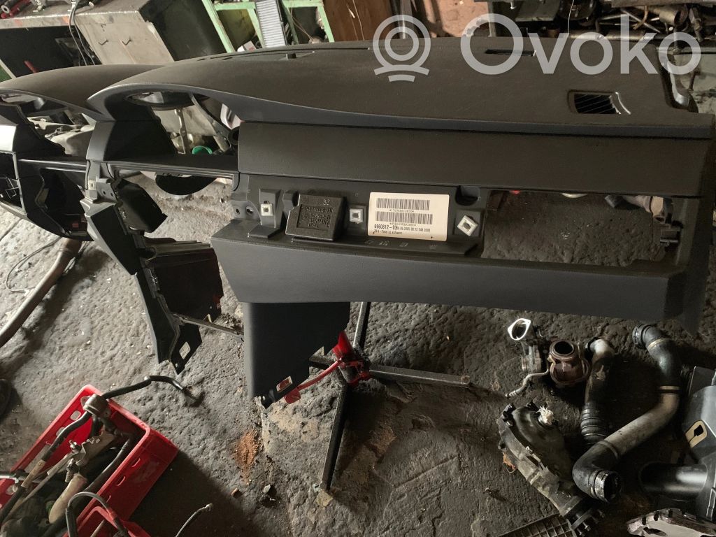 BMW 5 E60 E61 Panelė 