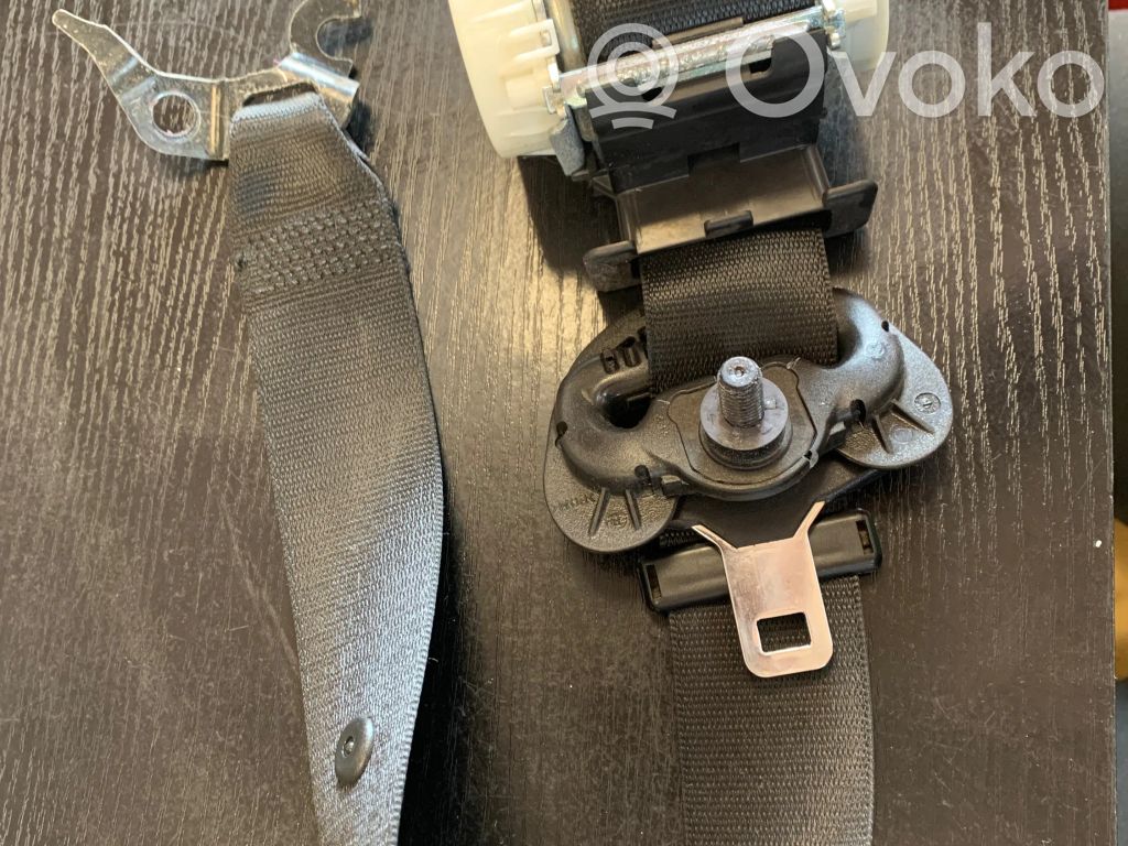 BMW 3 E90 E91 Front seatbelt 