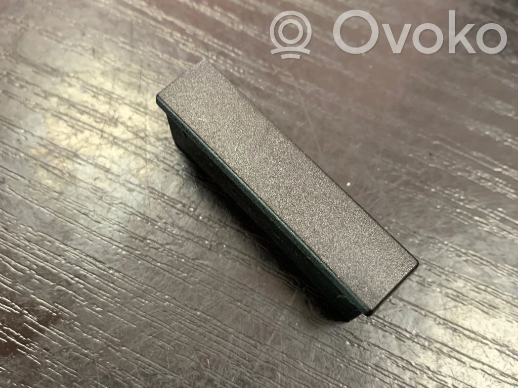 BMW 1 E81 E87 Front trunk storage compartment trim 
