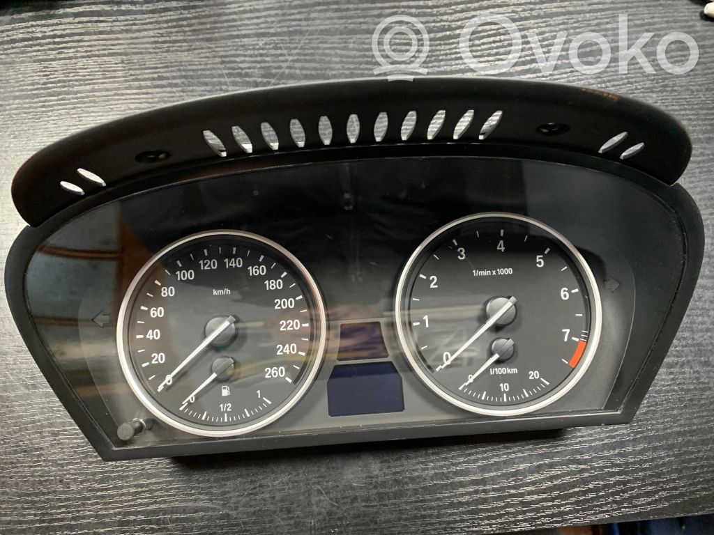 BMW 5 E60 E61 Speedometer (instrument cluster) 