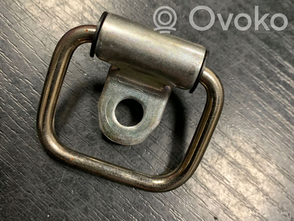 BMW 1 E81 E87 Tie down hook / loop 