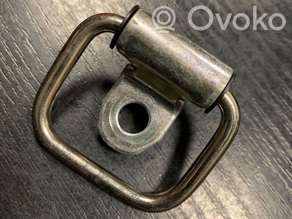 BMW 1 E81 E87 Tie down hook / loop 