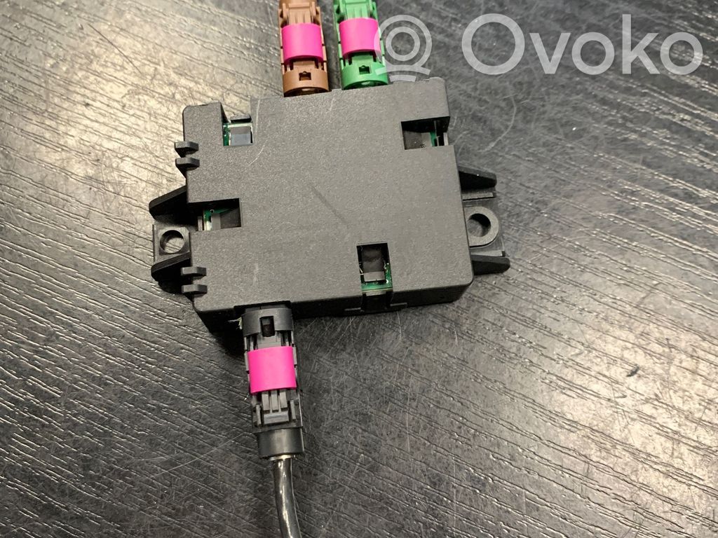 Mercedes-Benz C W205 Antena radiowa 