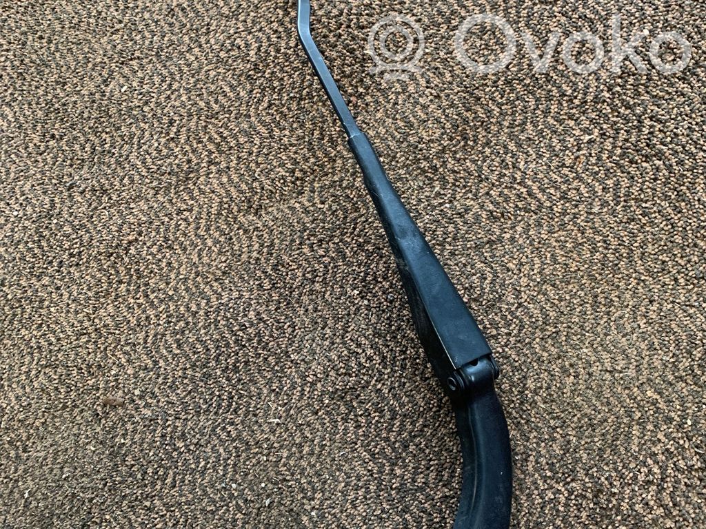 BMW 1 F20 F21 Wischerarm vorne 