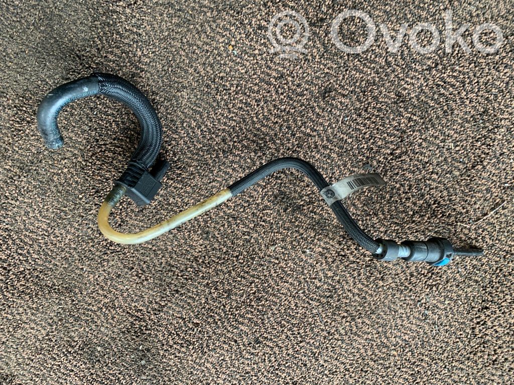 BMW 1 E82 E88 Fuel line/pipe/hose 