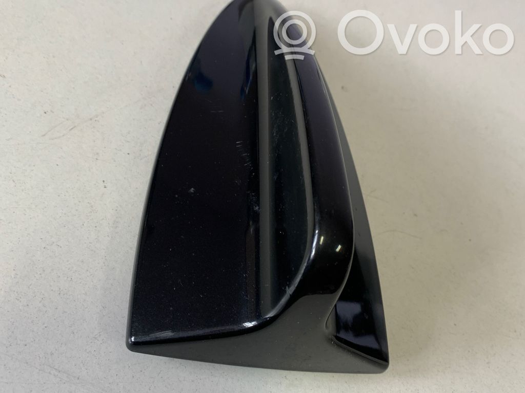BMW X1 E84 Stogo (GPS) antenos dangtelis 