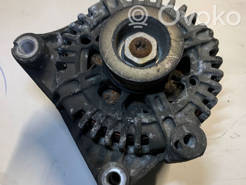 BMW 3 E90 E91 Generator/alternator 