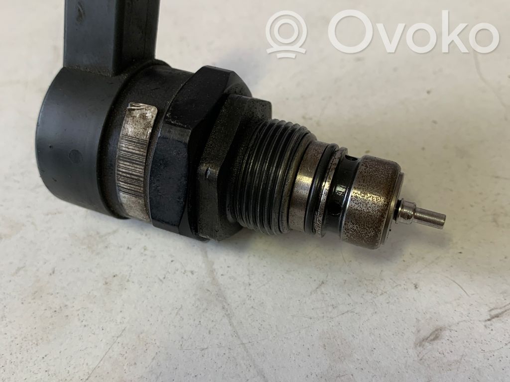BMW 5 E60 E61 Polttoaineen paineanturi 