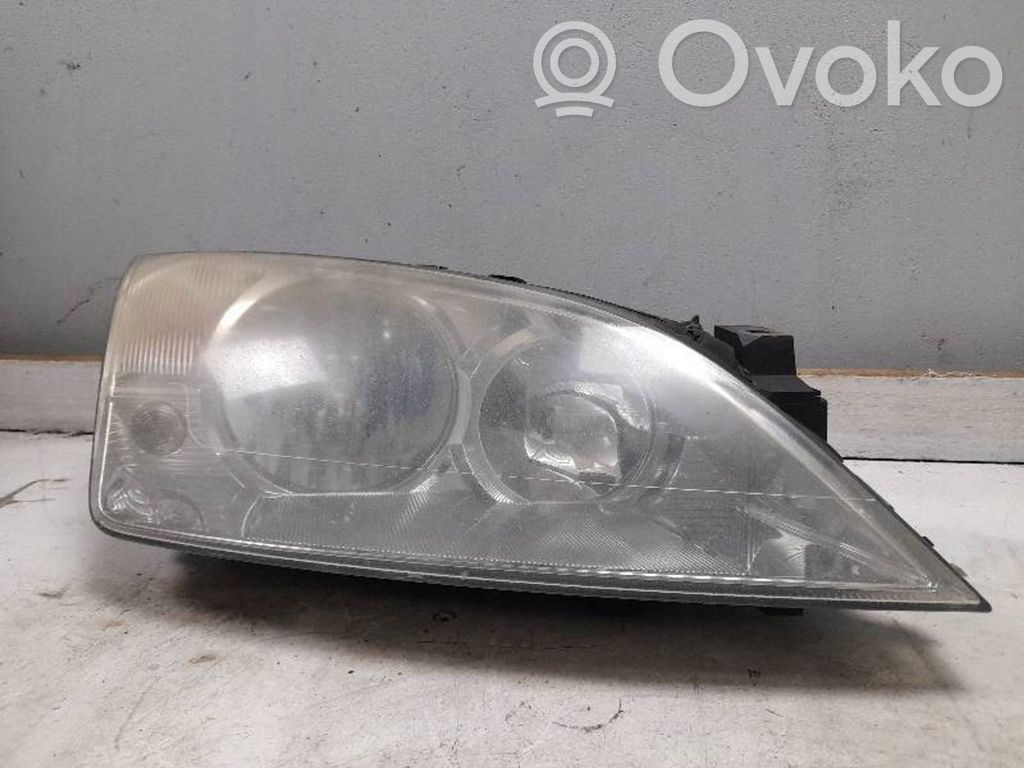 Ford Mondeo Mk III Lampa przednia 