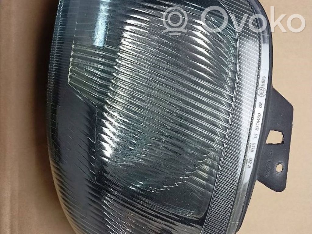 Renault Clio II Headlight/headlamp 