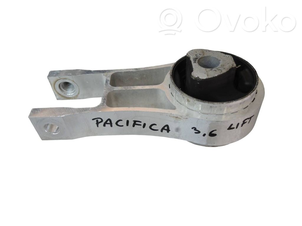 Chrysler Pacifica Engine mount bracket 