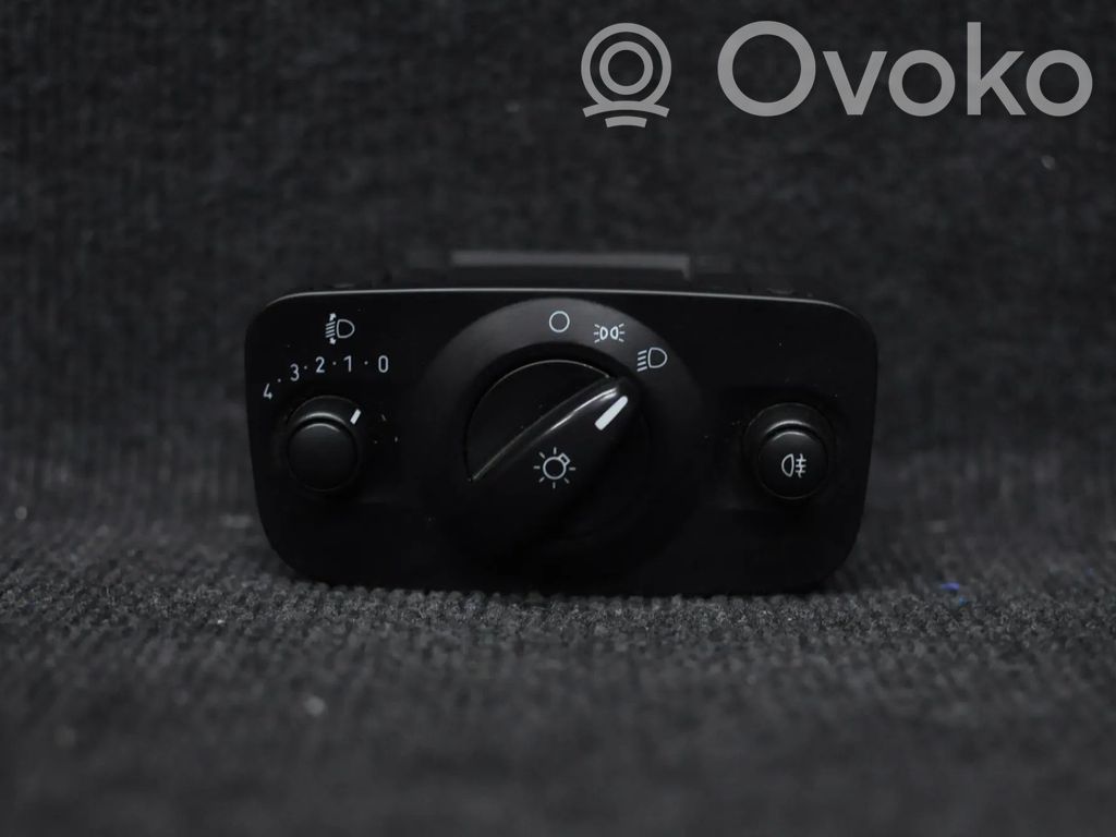 Ford Mondeo MK IV Light switch 