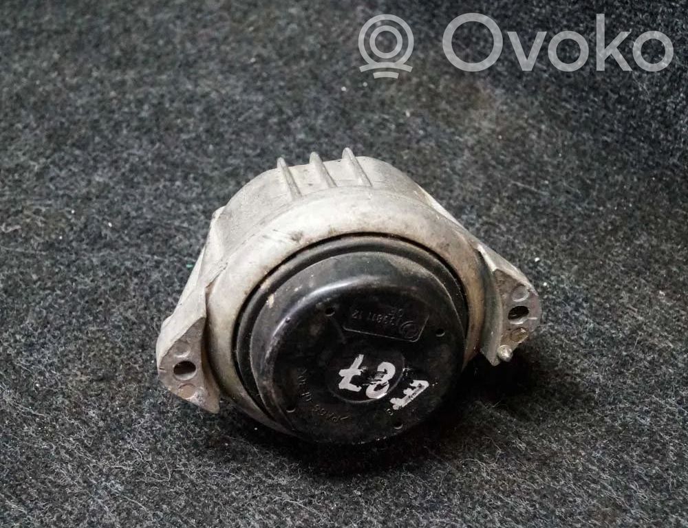 BMW 1 E81 E87 Engine mount bracket 