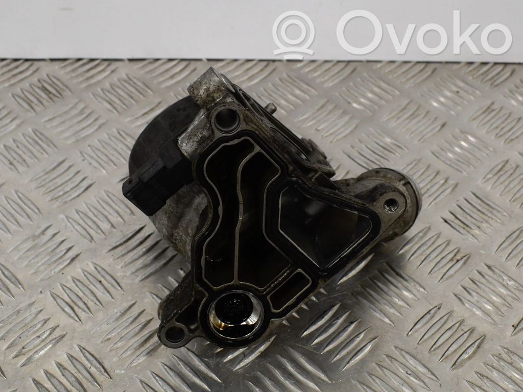 BMW 3 E90 E91 Oil filter cover 