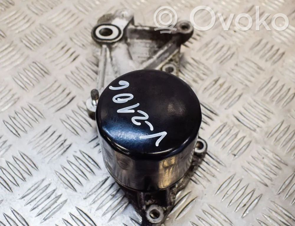 Mazda 6 Oil filter cover 