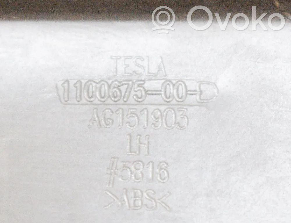 Tesla Model X Cita veida salona detaļa 