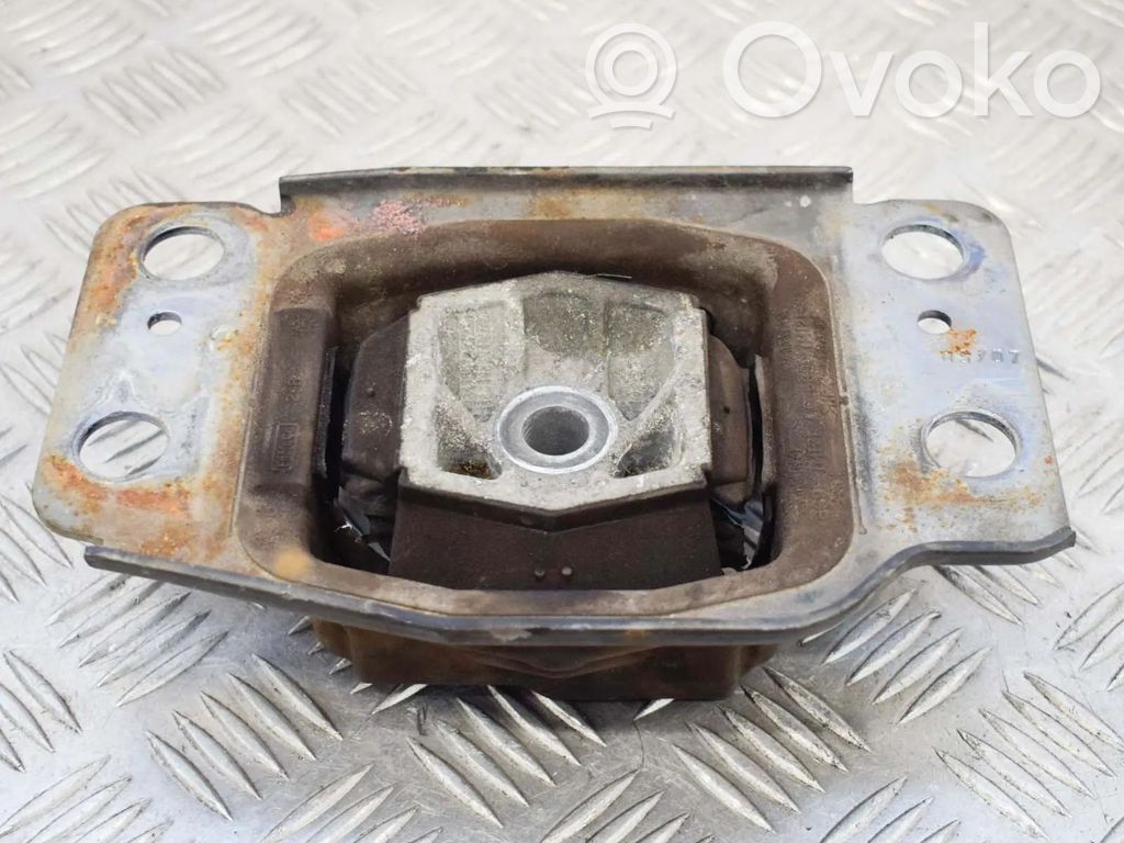 Ford S-MAX Engine mount bracket 