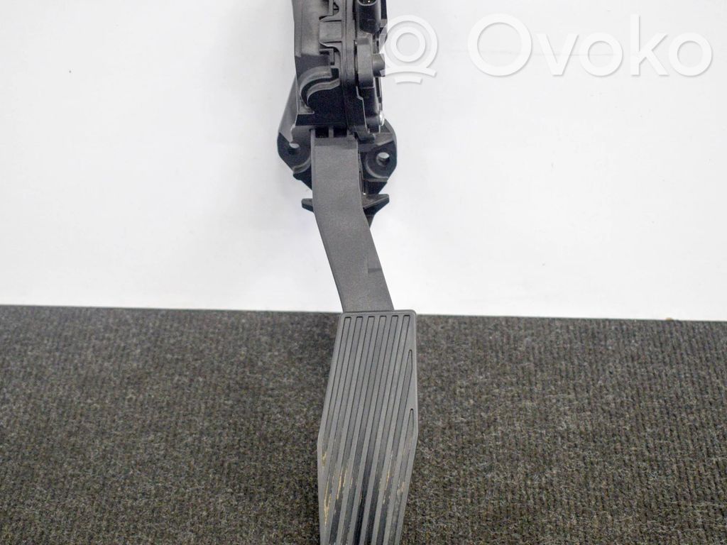 Opel Astra K Gaspedal 
