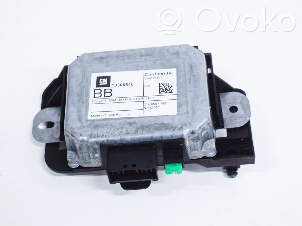 GPS navigation control unit/module   5WK50311,13306648