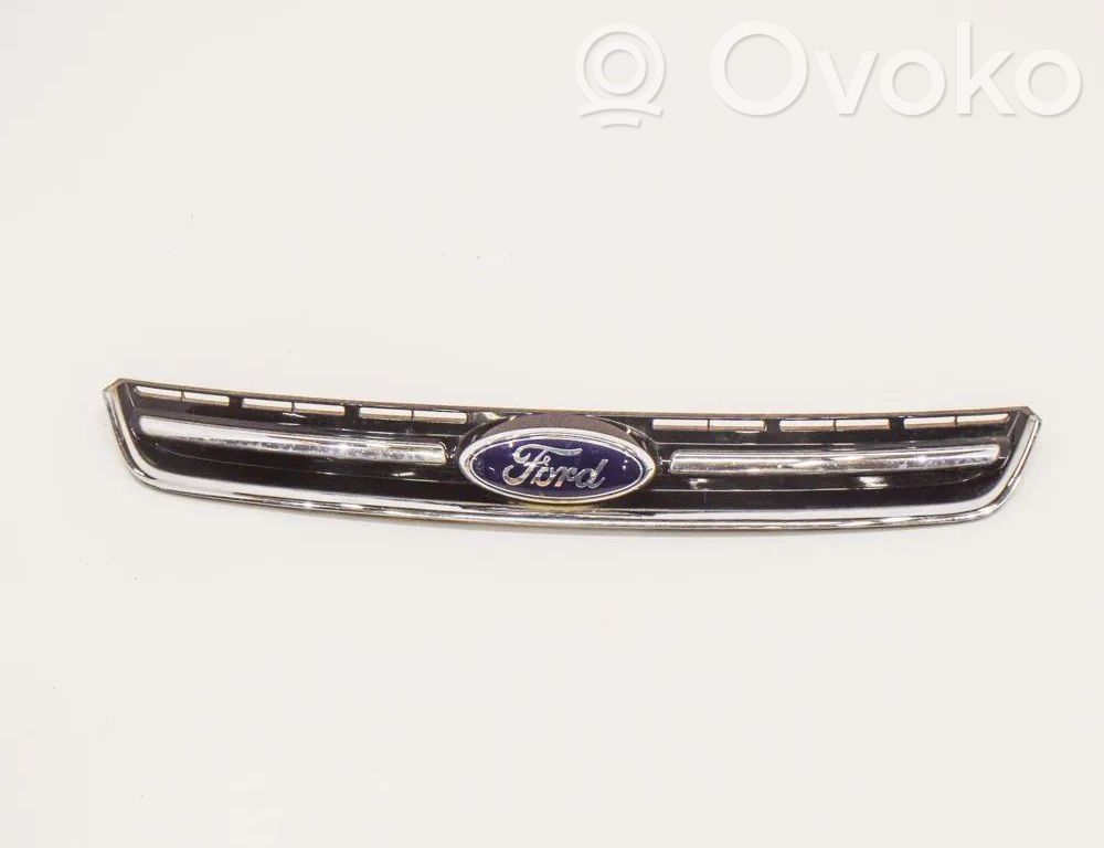Ford Kuga II Front grill 