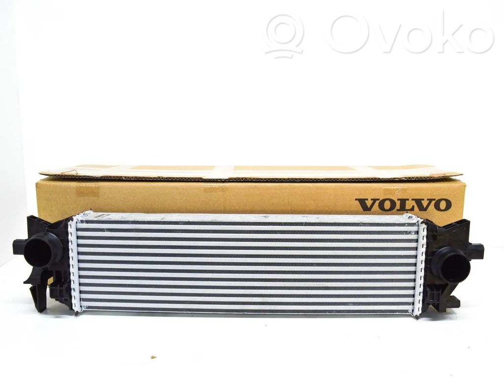 Volvo XC60 Interkūlerio radiatorius 