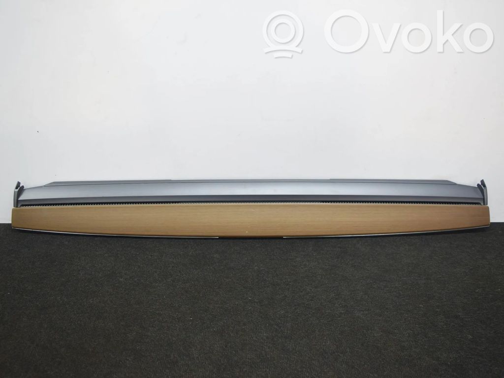 Tesla Model 3 Dekoratyvinė apdailos juostelė 