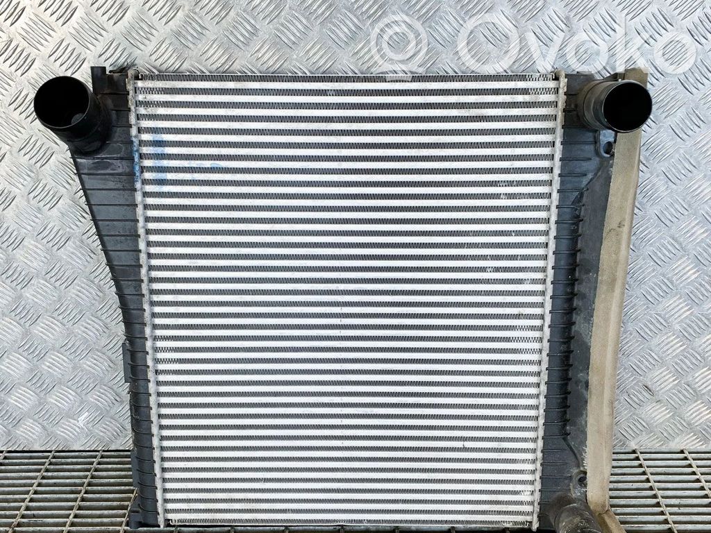 Land Rover Discovery 4 - LR4 Chłodnica powietrza doładowującego / Intercooler 