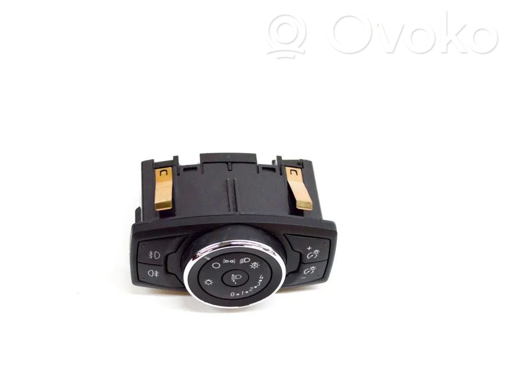 Ford Focus Light switch 