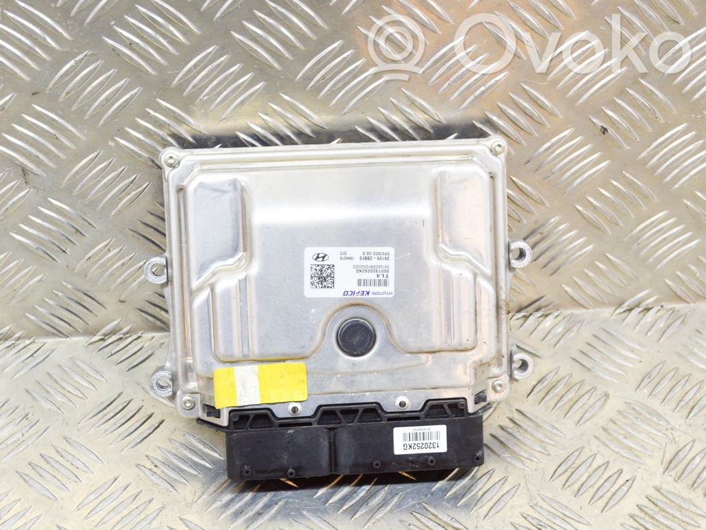 Hyundai Tucson TL Engine control unit/module 