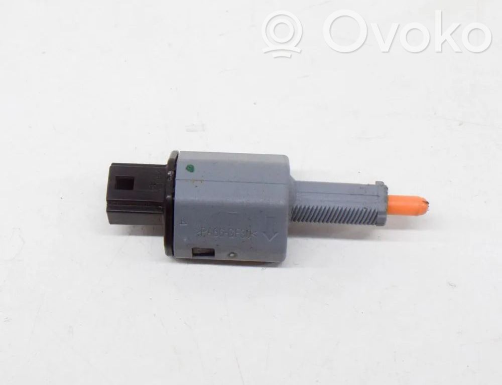 Volvo XC40 Brake pedal sensor switch 
