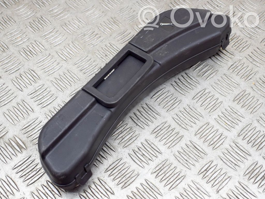 Audi A4 S4 B6 8E 8H Rengasavain 