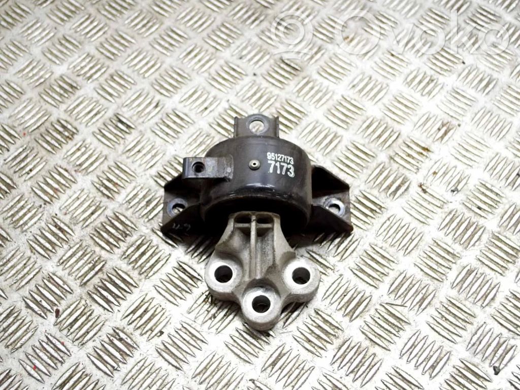 Opel Mokka Engine mount bracket 