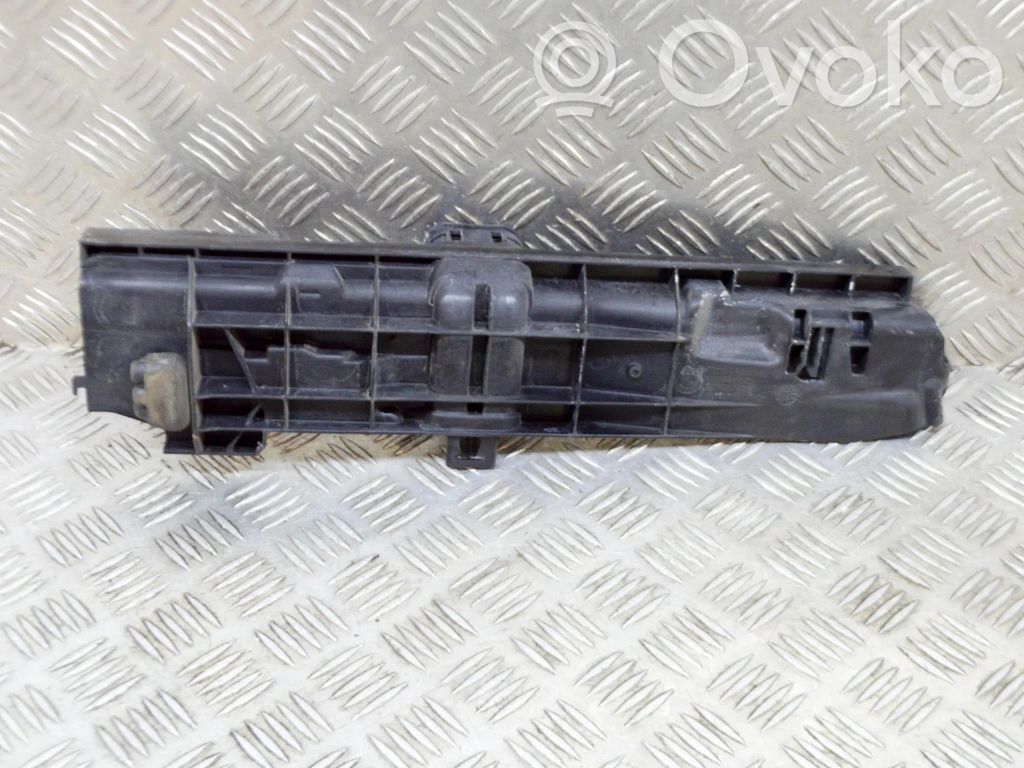 Radiator support slam panel bracket   7524912