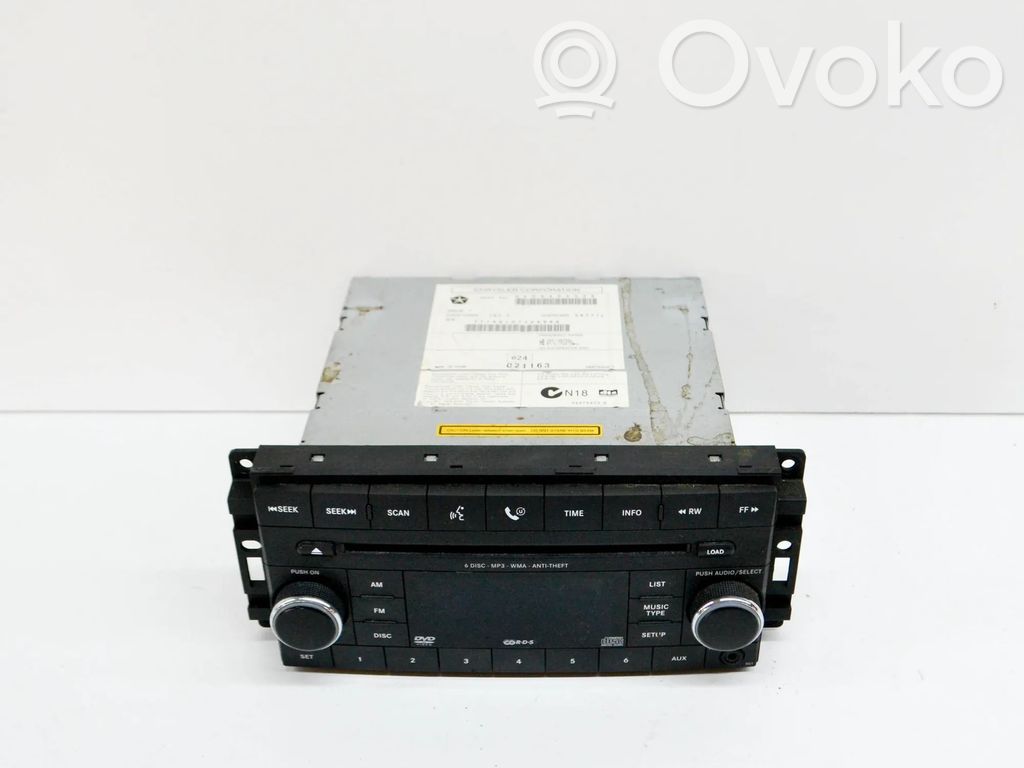 Panel / Radioodtwarzacz CD/DVD/GPS   05979Z02A,05064055AK