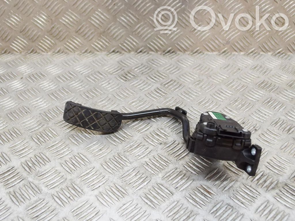 Audi A8 S8 D3 4E Gaspedal 